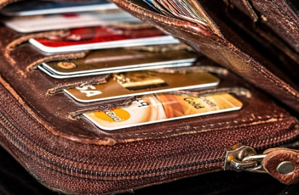 Անկանխիկ գործառնությունների հետ կապված օրենքն ունի բազմաթիվ խնդիրներ. տնտեսագետ